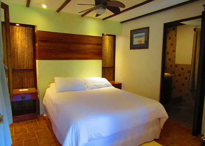 Agua Hotel 3*